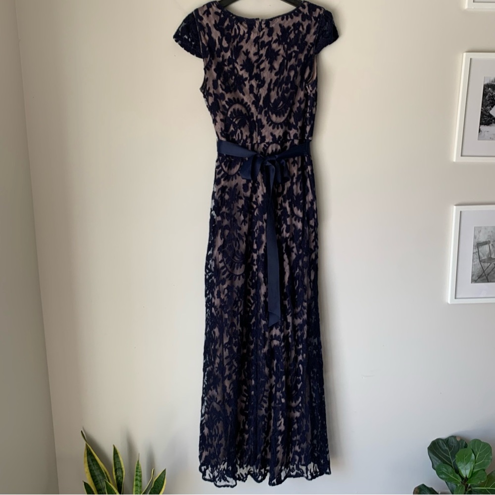 Adrianna Papell Long Lace Gown Navy Mother of bride Dress With sash Belt 12 - Picture 3 of 16